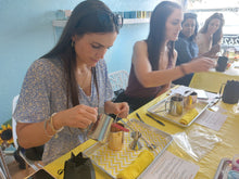 Load image into Gallery viewer, Soy Candle Making Class - Beginner