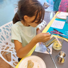 Load image into Gallery viewer, Soy Candle Making Class - Beginner